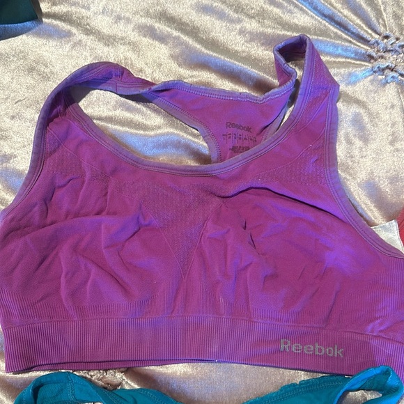 Reebok Set of 4 Non-Padded Sports Bras - Picture 6 of 6